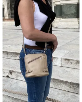 Pochette en cuir modèle GINA